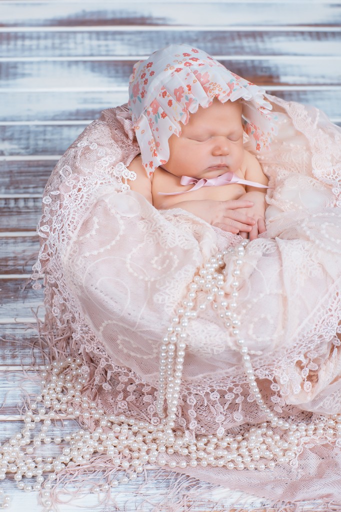 Evie Bonnet
